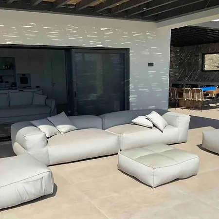 Pool & Sea View Spritz Luxury Agios Lazaros Mykonos Βίλα Ψαρού