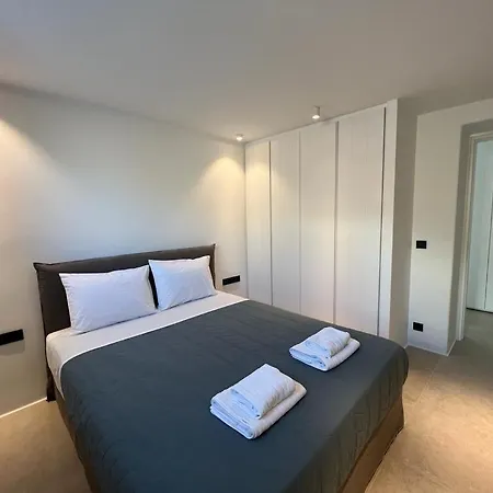 Pool & Sea View Spritz Luxury Agios Lazaros Mykonos Βίλα Ψαρού